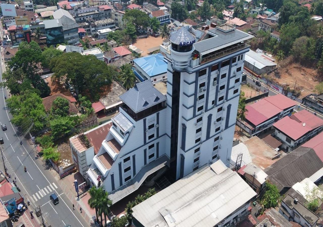 Hotel Arcadia Kottayam Exteriör bild